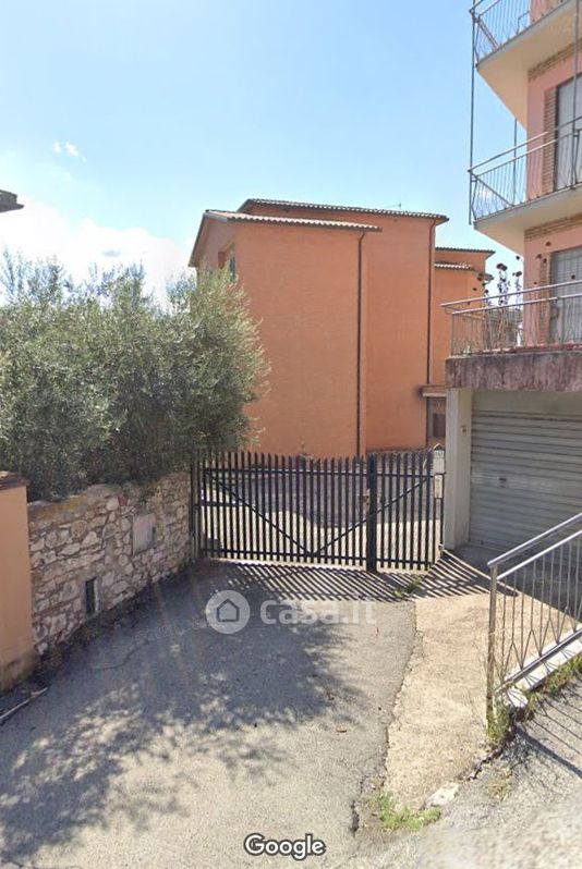 Appartamento in Vendita in Via Case Bruciate a Perugia