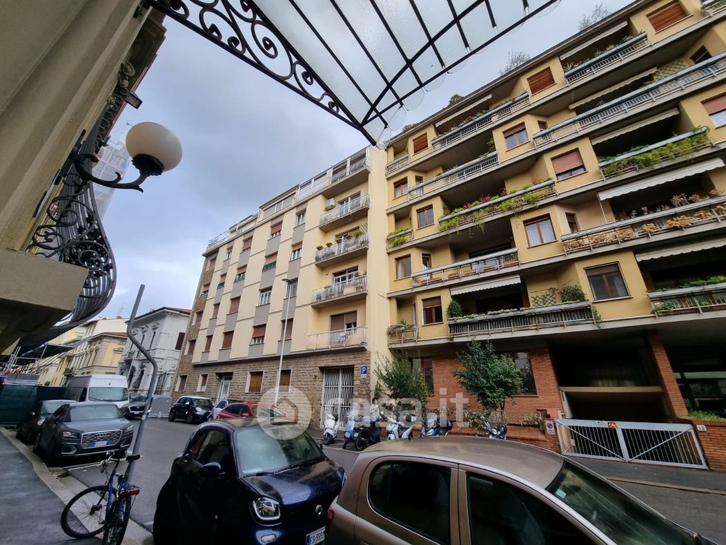 Appartamento in Vendita in Via Nathan Cassuto a Firenze