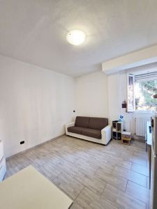 Appartamento in Vendita in Via dei Cignoli a Milano
