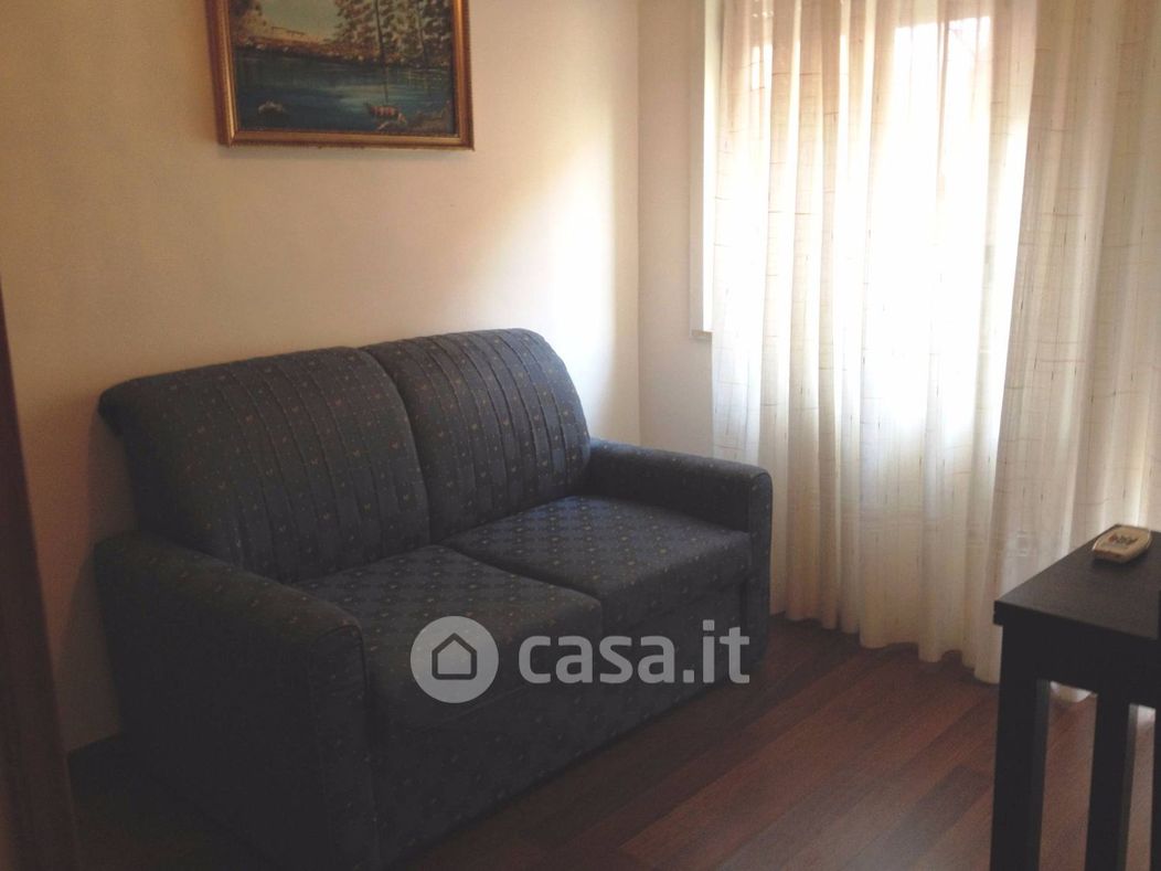 Appartamento in Affitto in Via Calapitrulli a Taormina