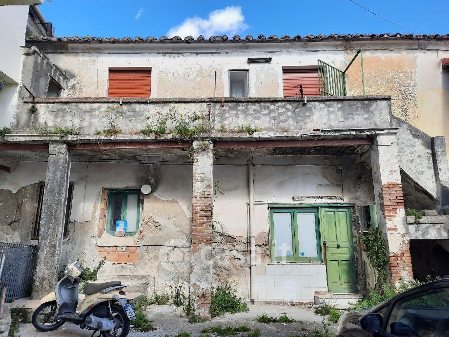 Appartamento in Vendita in Via Matierno a Salerno