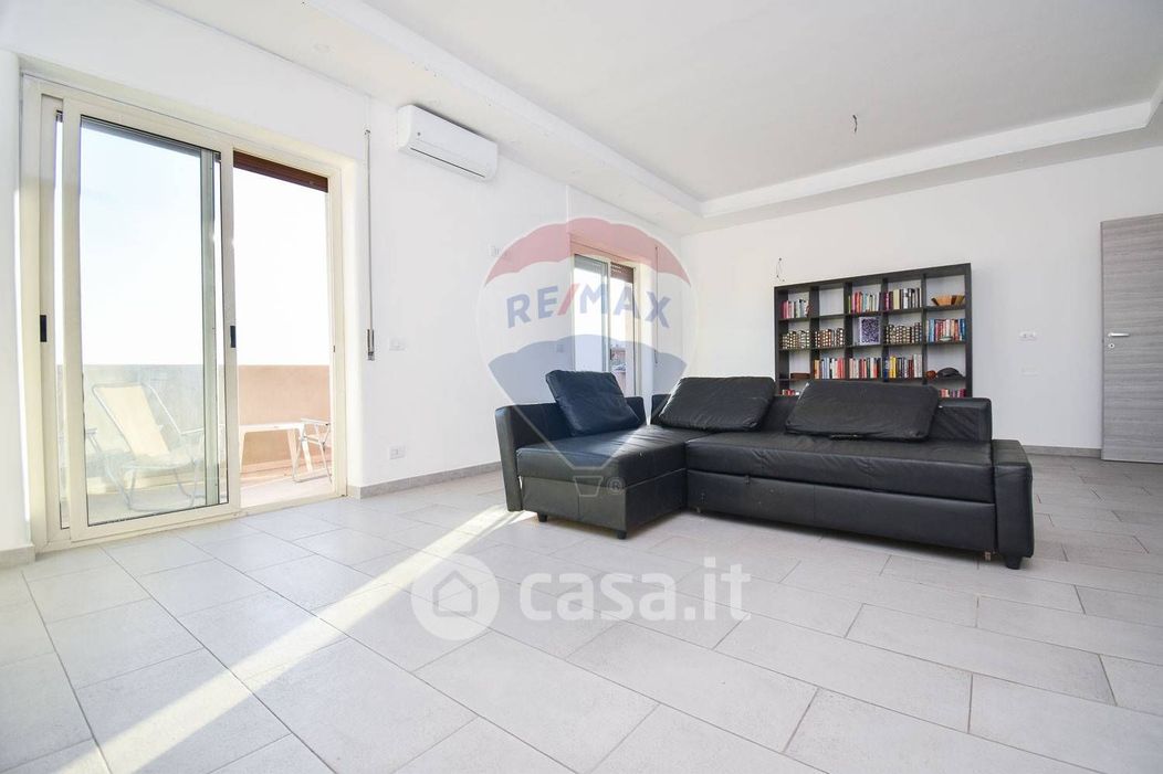 Appartamento in Vendita in Via Paolo Bentivoglio 84 a Catania