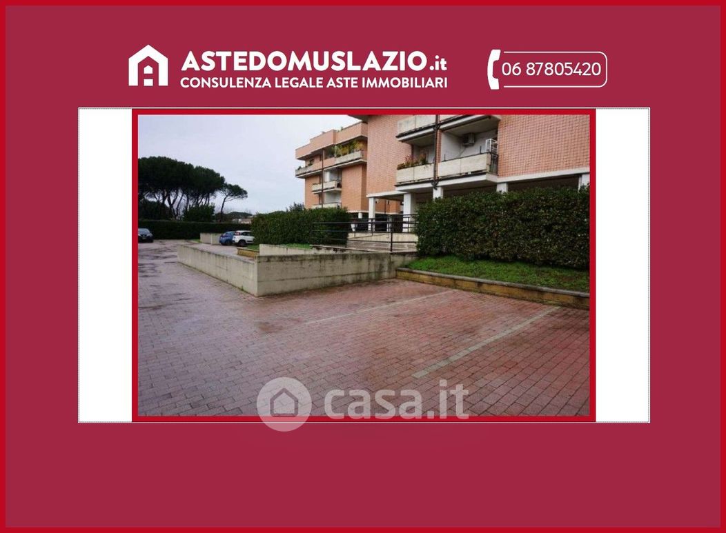 Appartamento in Vendita in Via Morolo 21 a Roma