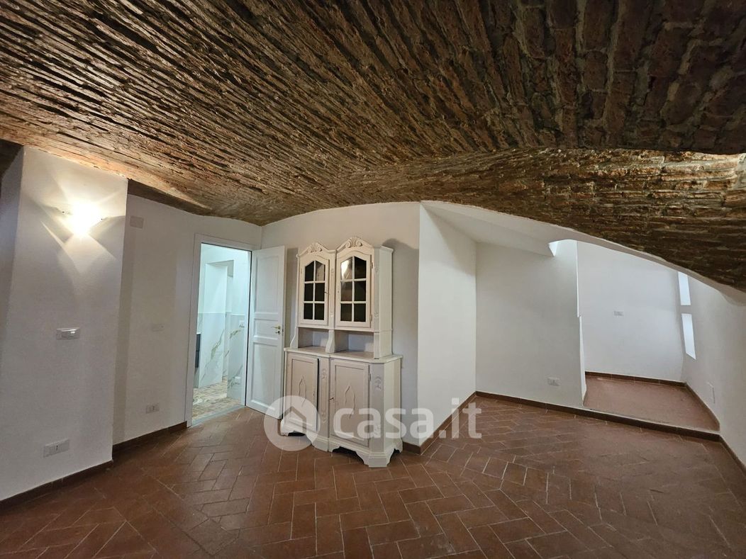 Appartamento in Vendita in Borgo San Jacopo a Firenze