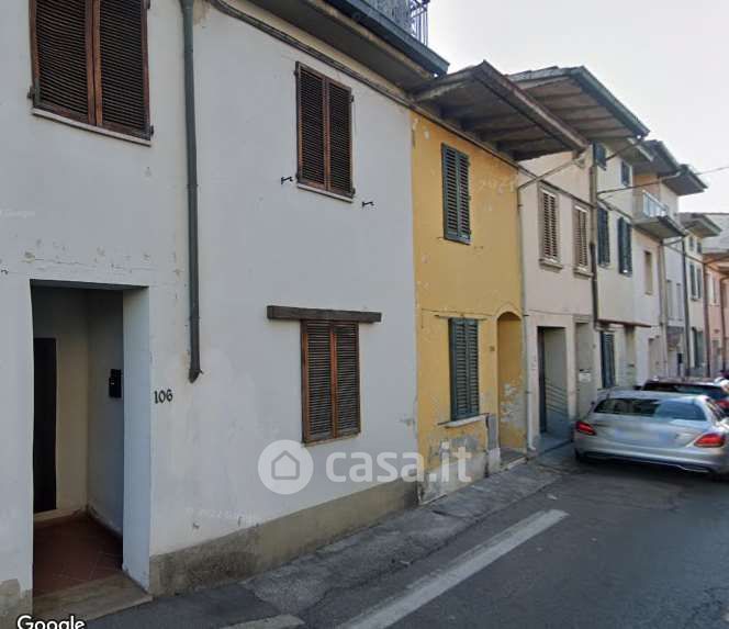 Appartamento in Vendita in Via San Giusto 104 a Prato