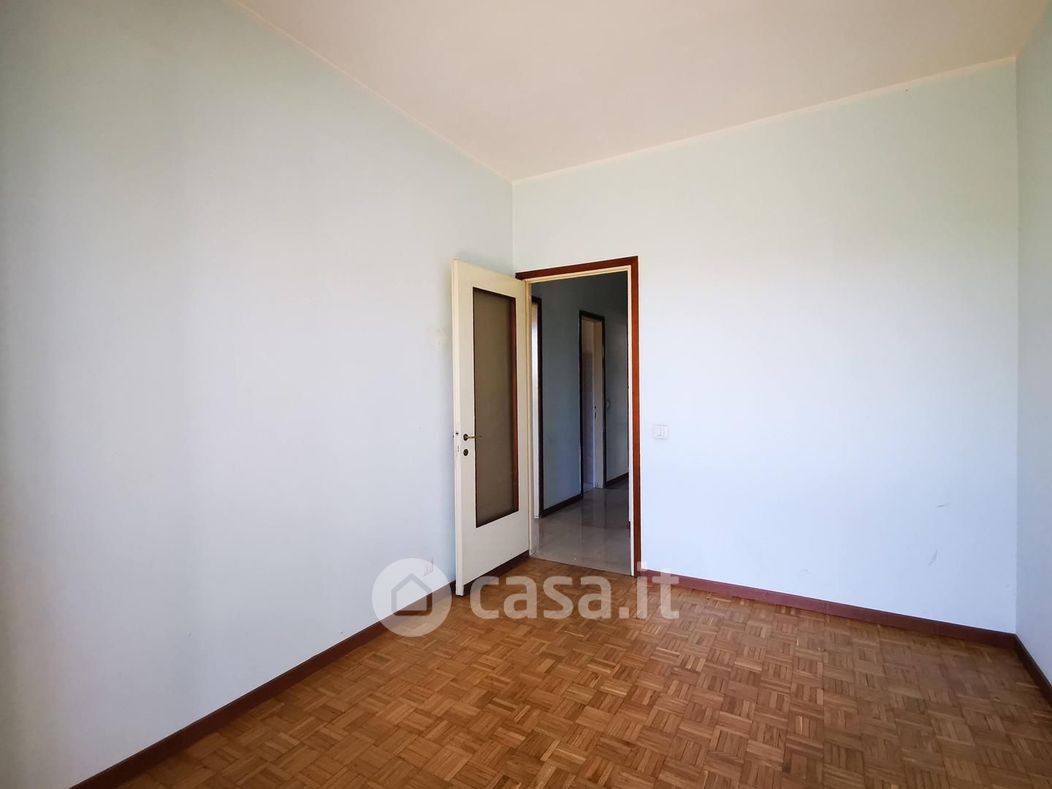 Appartamento in Vendita in Via Sulmona 23 a Milano