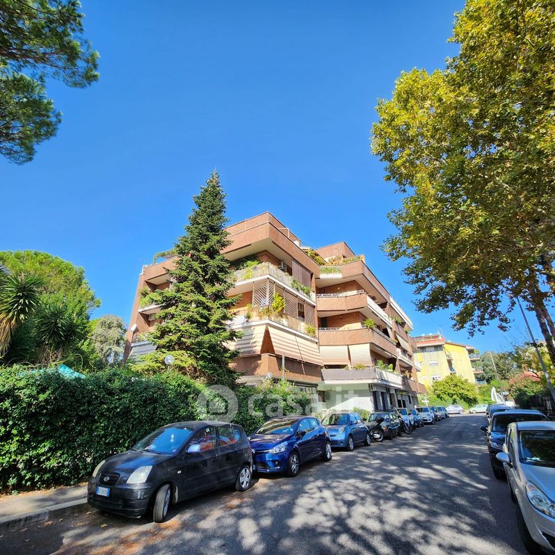 Appartamento in Vendita in Via Augusto Pierantoni a Roma