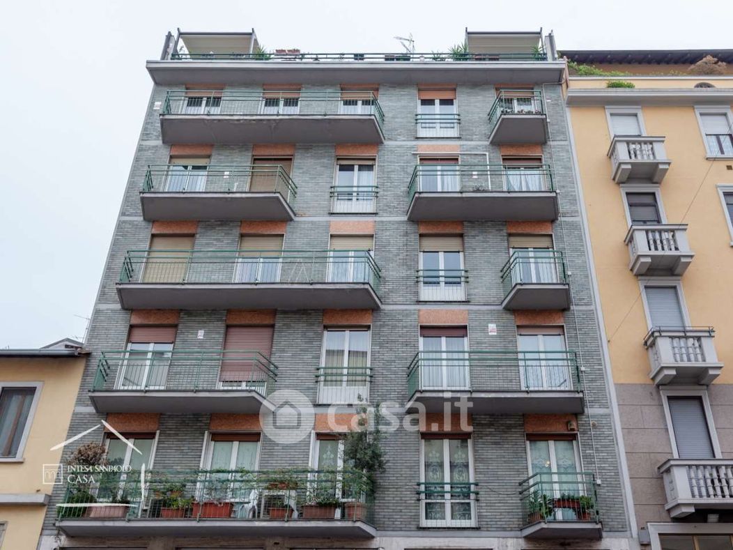 Appartamento in Vendita in Via Casoretto 42 a Milano