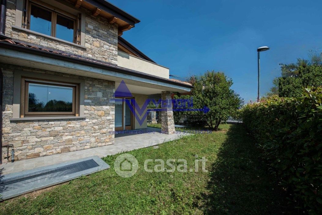 Casa Bi/Trifamiliare in Vendita in Via Ezio Zambianchi 6 a Bergamo