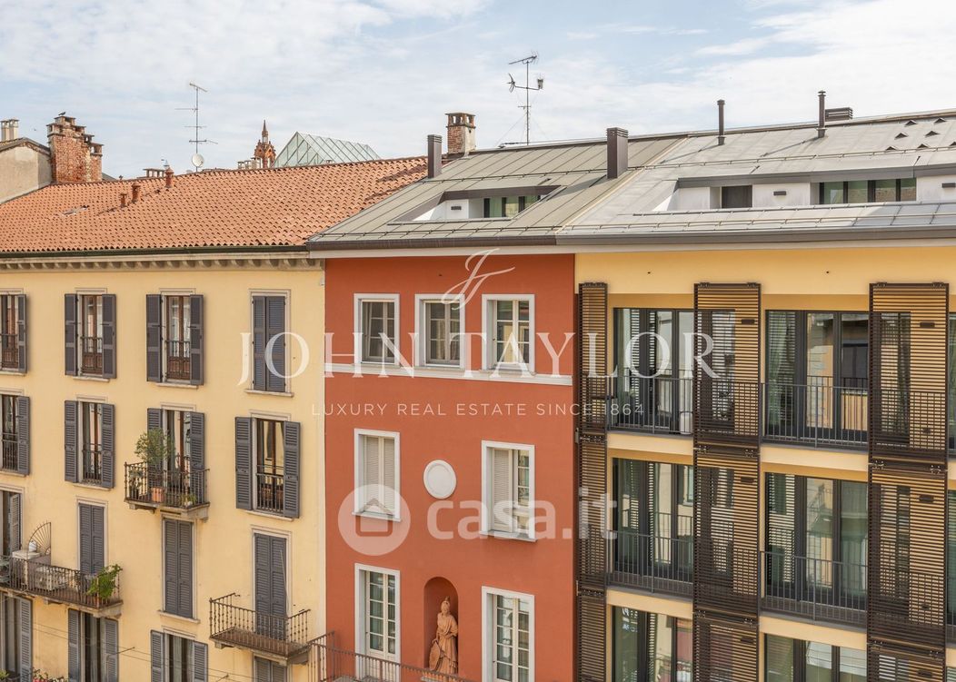 Appartamento in Vendita in Via Cusani a Milano