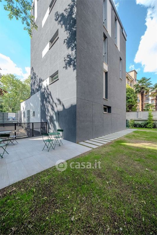 Appartamento in Vendita in Viale Renato Serra 10 a Milano