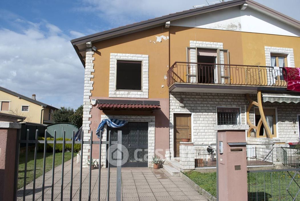 Casa Bi/Trifamiliare in Vendita in Traversa Decima Villaggio Sereno a Brescia
