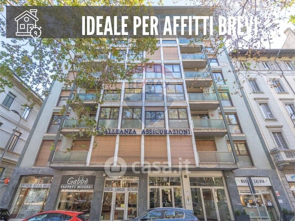 Appartamento in Vendita in Viale Romagna 14 a Milano