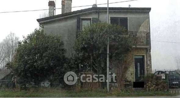 Appartamento in Vendita in Via Rivalta a Albaredo d'Adige