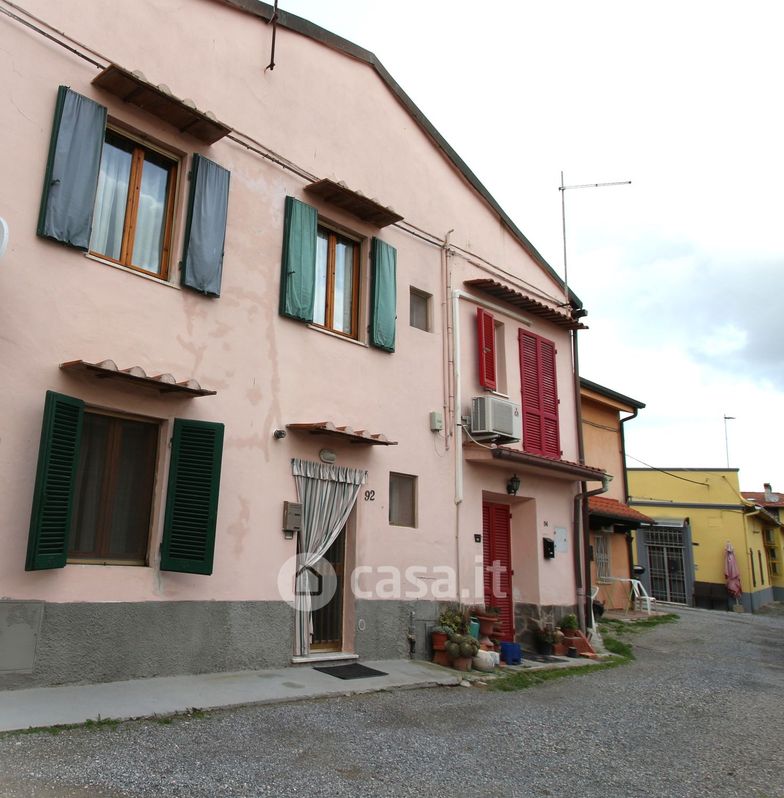 Appartamento in Vendita in Via Tommaso Rook a Pisa