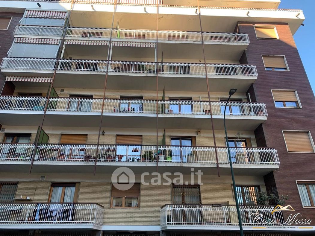 Appartamento in Vendita in Via Osvaldo Alasonatti 6 a Torino
