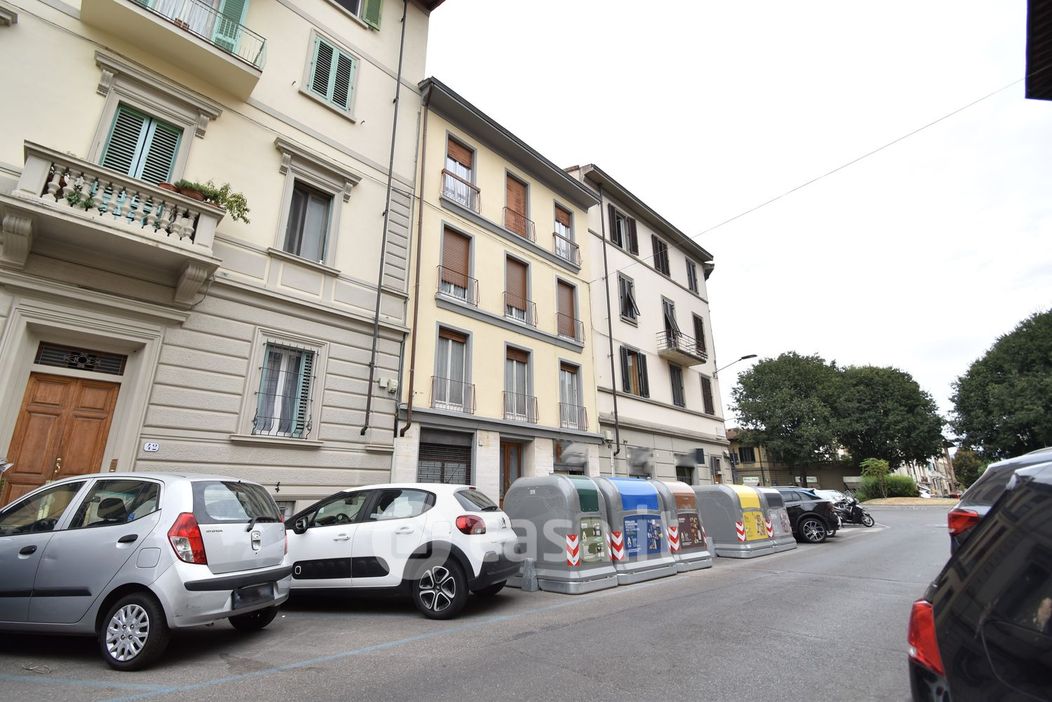 Appartamento in Vendita in Via Gherardo Caponsacchi 40 a Firenze