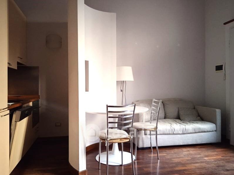 Appartamento in Vendita in Via Pastrengo 5 a Milano