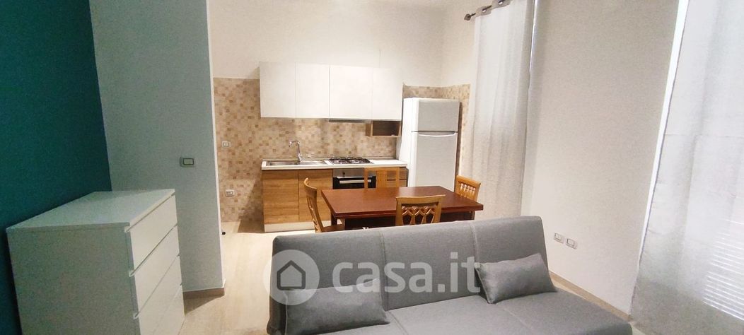 Appartamento in Affitto in Piazza della Repubblica a Trani