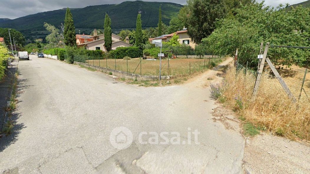 Terreno edificabile in Vendita in Via Friuli a Spello