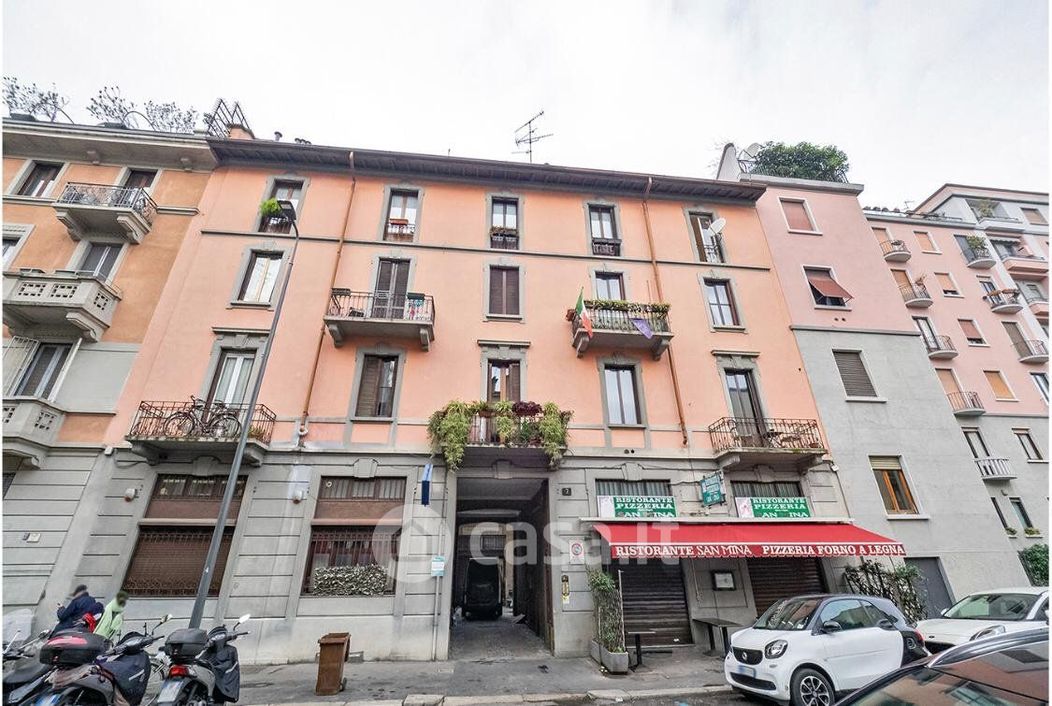 Appartamento in Vendita in Via Edolo 7 a Milano