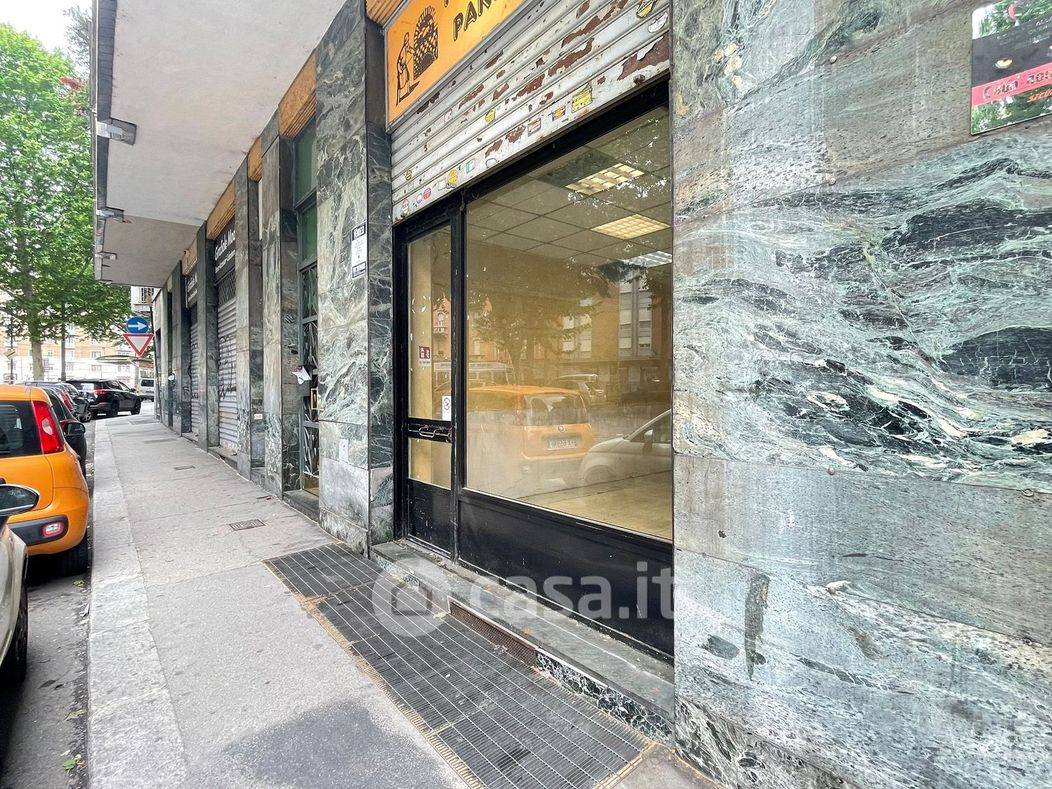 Negozio/Locale commerciale in Vendita in Via Don Bosco 104 a Torino
