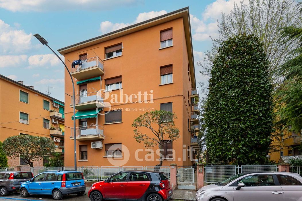 Appartamento in Vendita in Via Daniele Manin 5 a Bologna