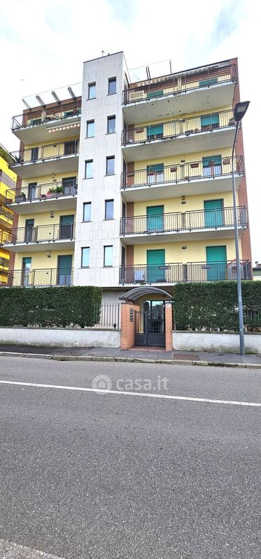 Appartamento in Vendita in Via Cusago 67 a Milano