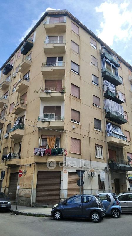 Appartamento in Vendita in Via Filippo Corazza a Palermo