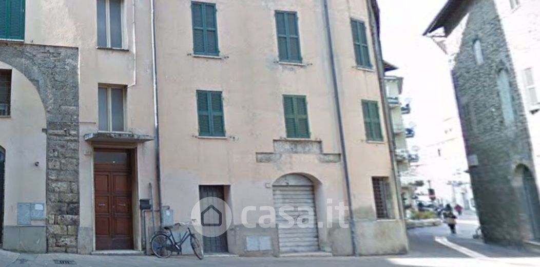 Appartamento in Vendita in Via Tre Archi 16 a Terni
