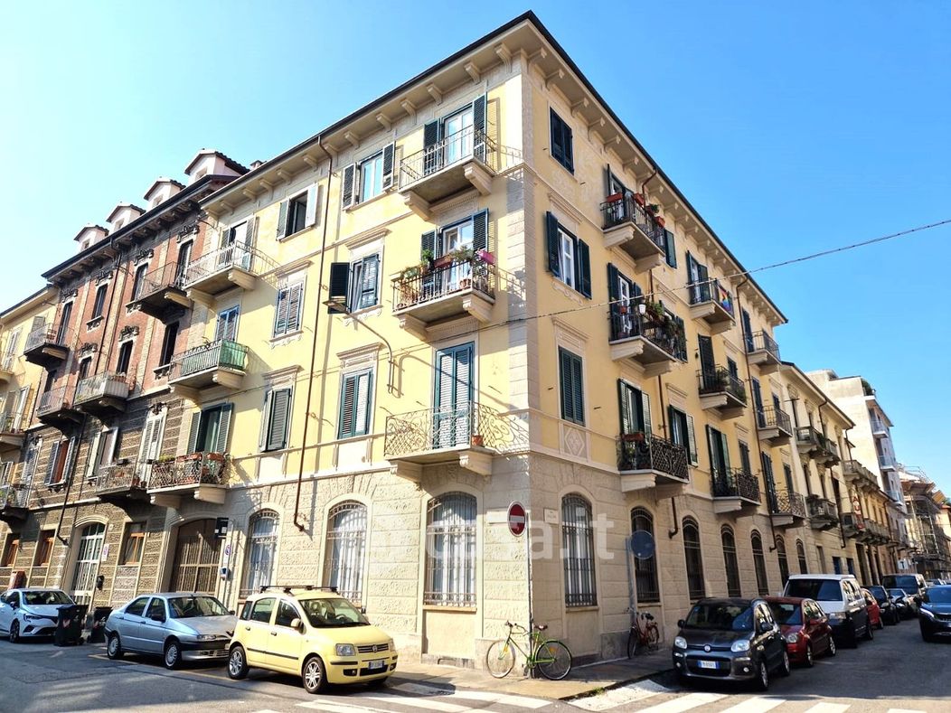 Appartamento in Vendita in Via Mantova 28 a Torino