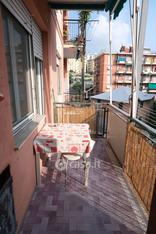 Appartamento in Vendita in Via G. Murtola 8 a Genova