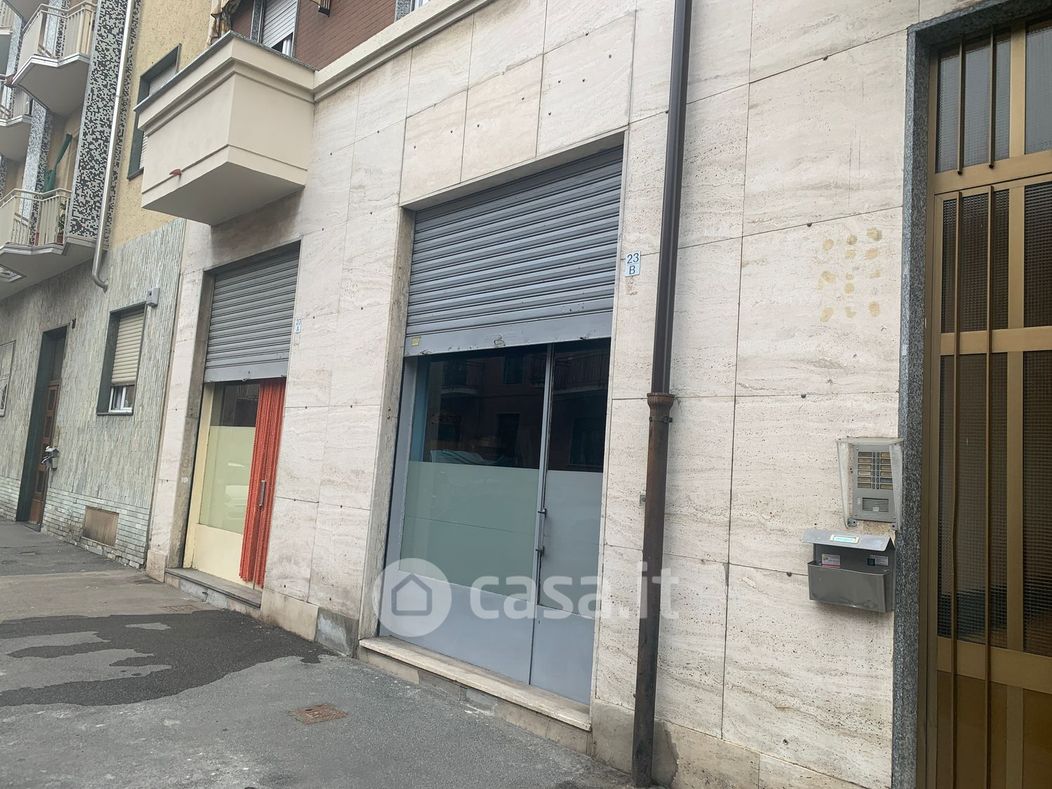 Negozio/Locale commerciale in Vendita in Via Monte Cimone 23 a Torino