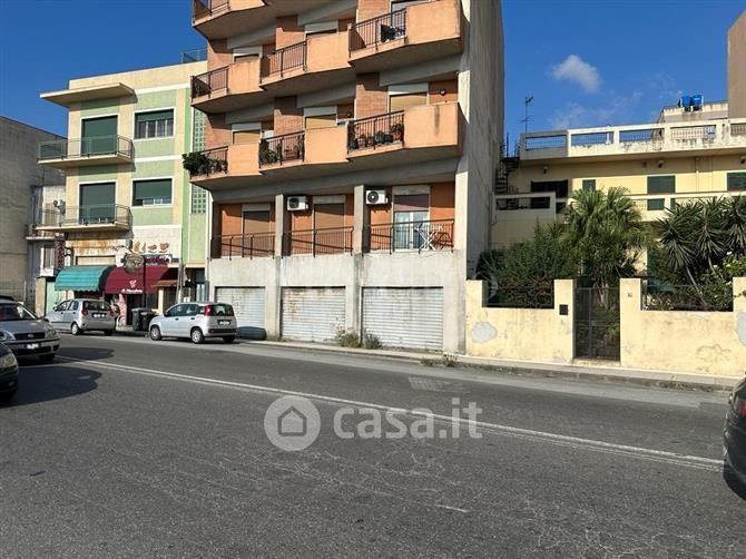 Garage/Posto auto in Vendita in Via Taormina a Messina