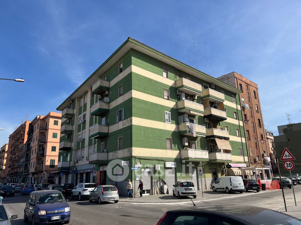 Appartamento in Vendita in Via Raimondello Orsini 50 a Taranto