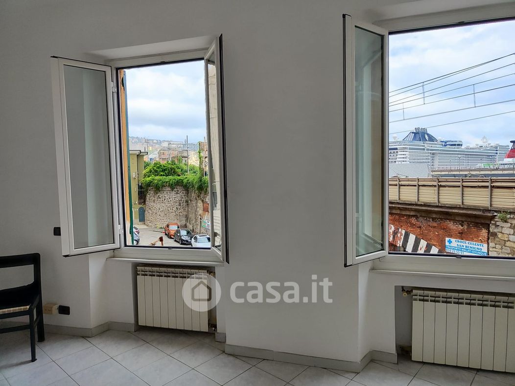 Appartamento in Vendita in Piazza Dinegro a Genova