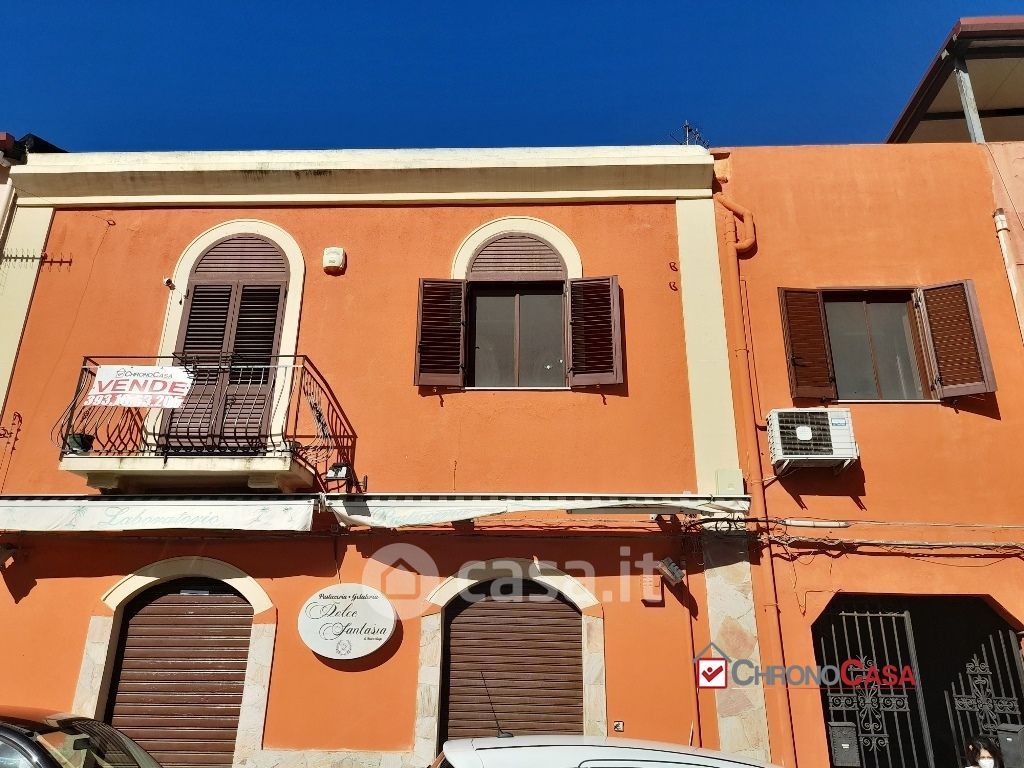 Casa Bi/Trifamiliare in Vendita in Via Ernesto Cianciolo a Messina