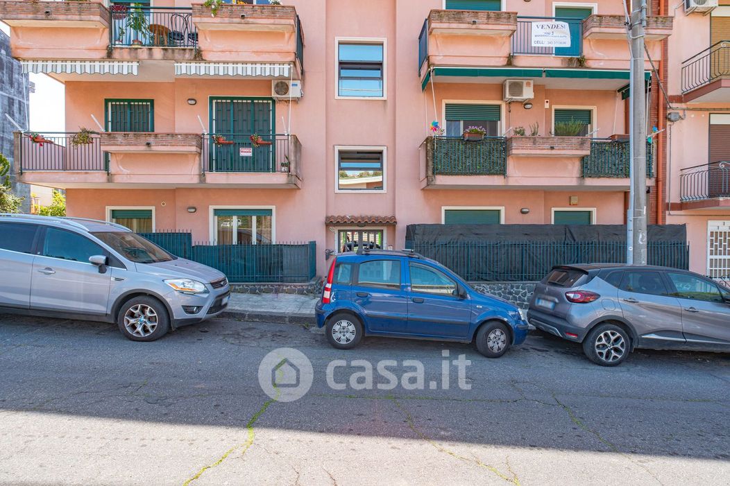 Appartamento in Vendita in Via Trieste 50 a Aci Castello
