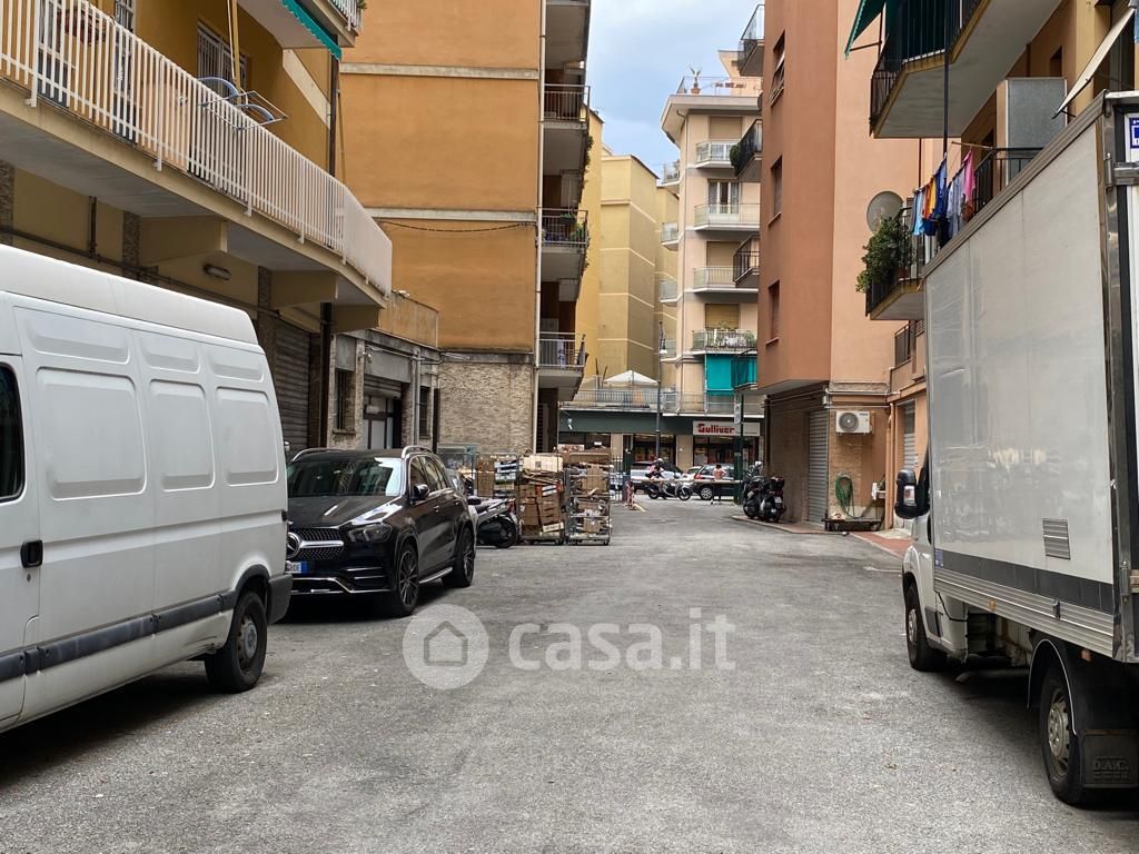 Garage/Posto auto in Vendita in Via Mameli a Rapallo