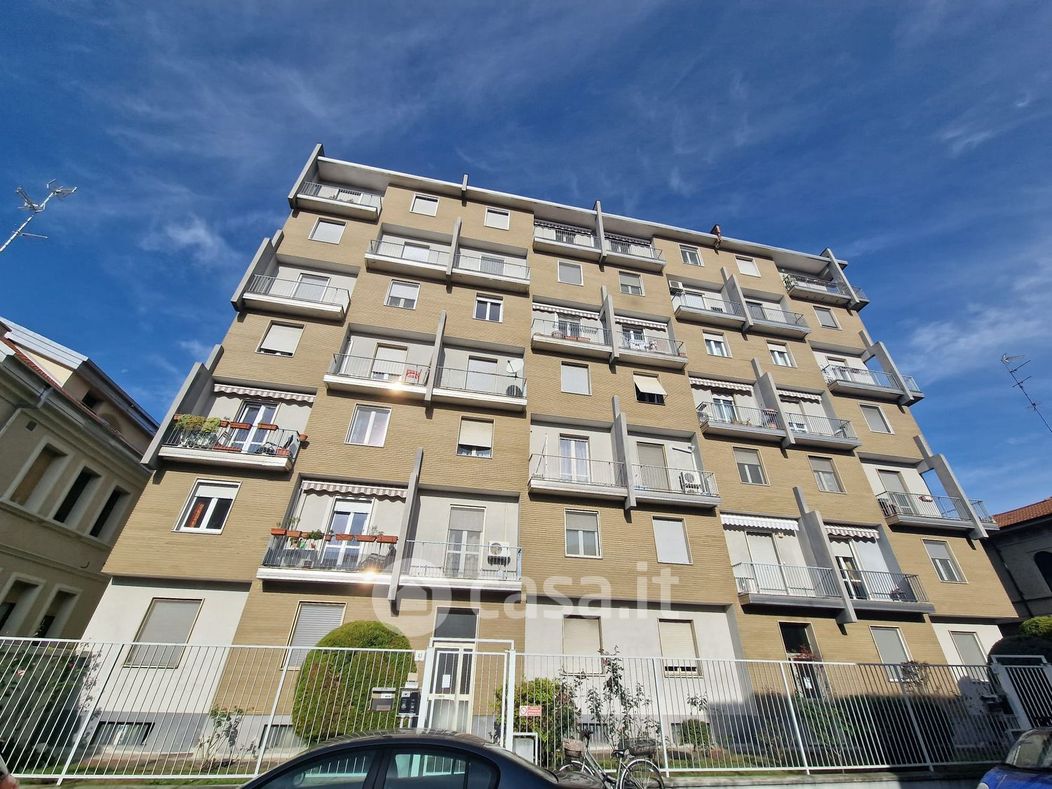 Appartamento in Vendita in Via Confienza 43 a Vercelli