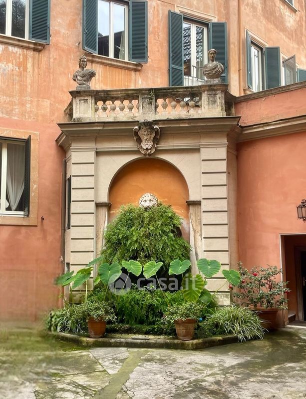 Appartamento in Affitto in Piazza Margana a Roma