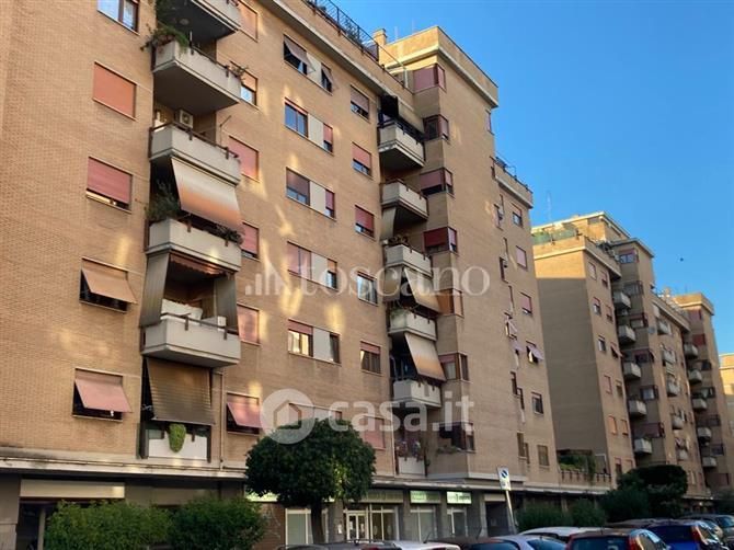 Appartamento in Vendita in Via Filomusi Guelfi a Roma