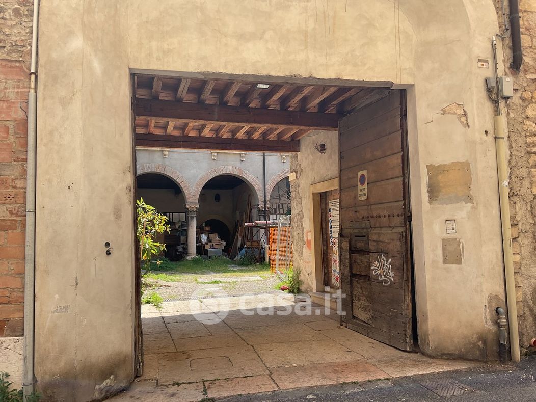 Appartamento in Vendita in Vicolo Sant'Andrea 7 a Verona