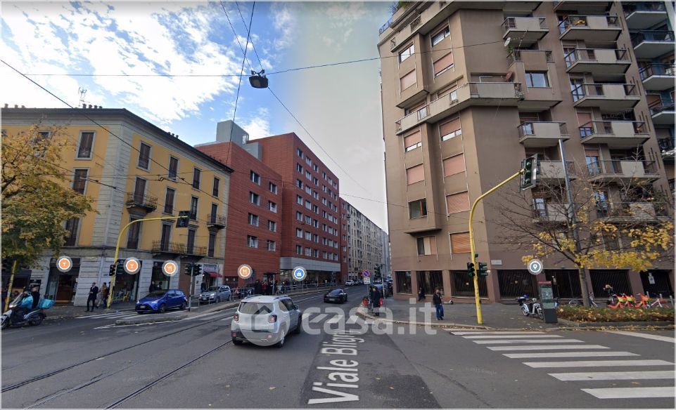 Negozio/Locale commerciale in Vendita in Viale Bligny a Milano