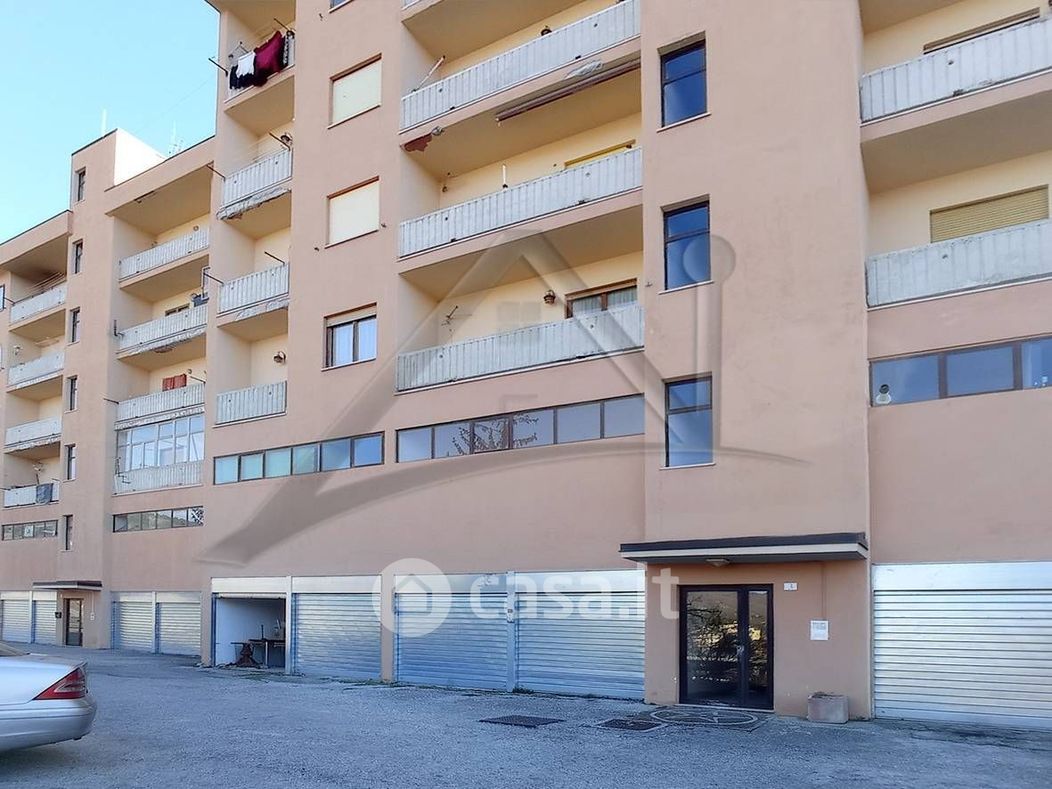 Appartamento in Vendita in Via Mario Chini 1 a L'Aquila