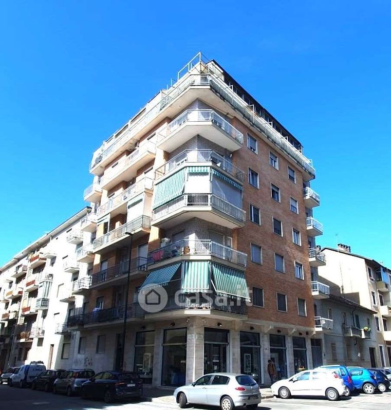 Appartamento in Vendita in Via Michele Amari a Torino