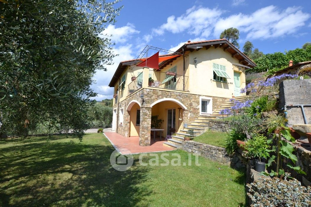 Villa in Vendita in Strada Sanferian a San Biagio della Cima