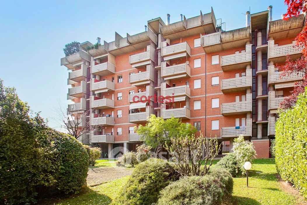 Appartamento in Vendita in Via Monte Cornagera 19 a Bergamo