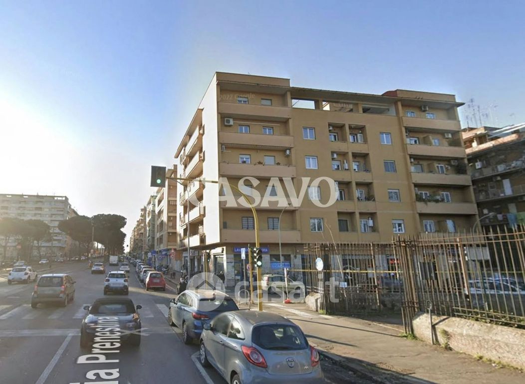 Appartamento in Vendita in Via Prenestina 325 a Roma