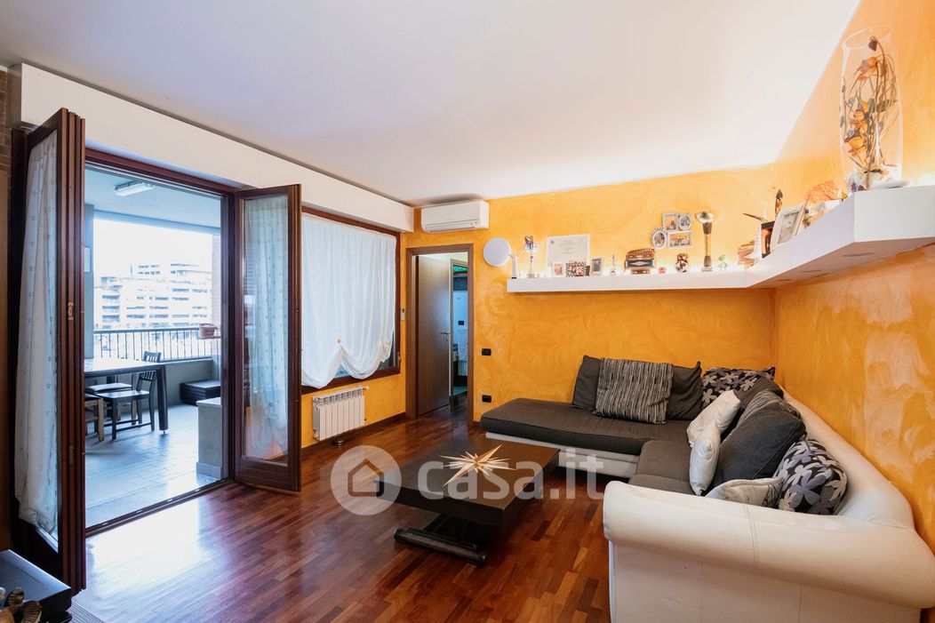 Appartamento in Vendita in Via Antonio De Curtis 9 a Milano